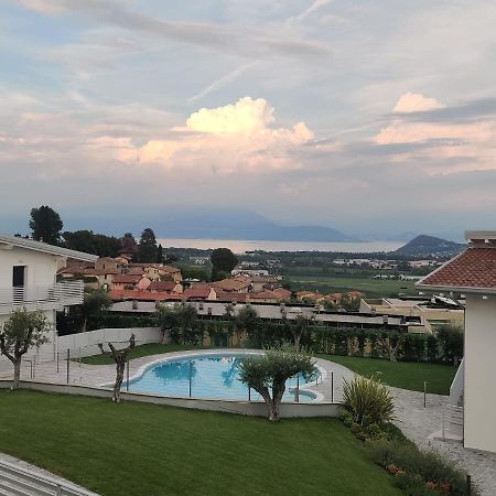 Bilocale In Residence Vista Lago Con Piscina Polpenazze del Garda Exterior foto