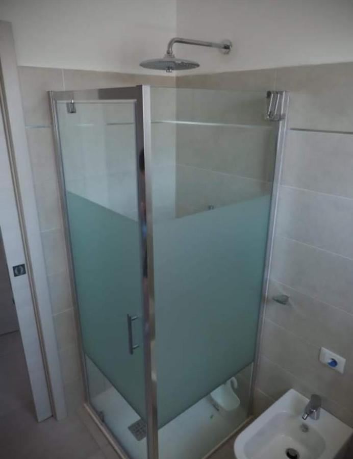 Bilocale In Residence Vista Lago Con Piscina Polpenazze del Garda Exterior foto